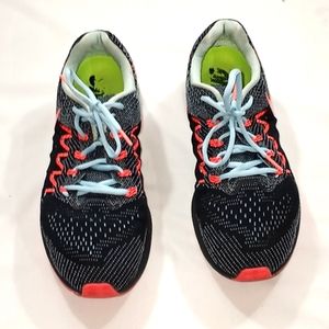 Nike zoom Vomero 10 running shoe size 9.5